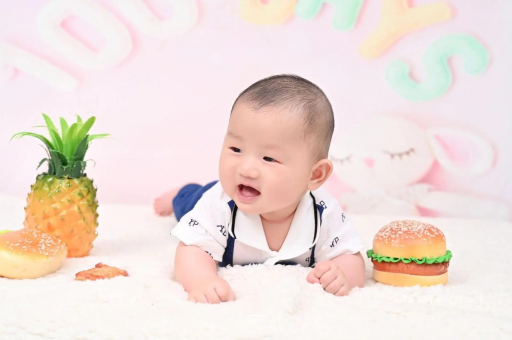 昌都宝宝眼角红血丝